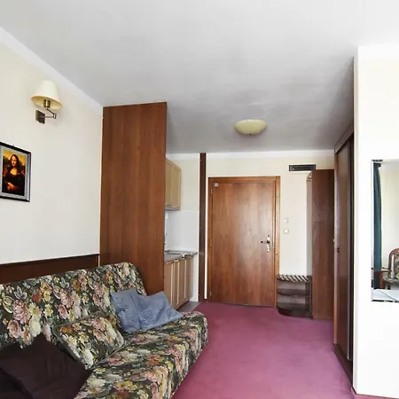 Apartament Kameralny 코워브제크